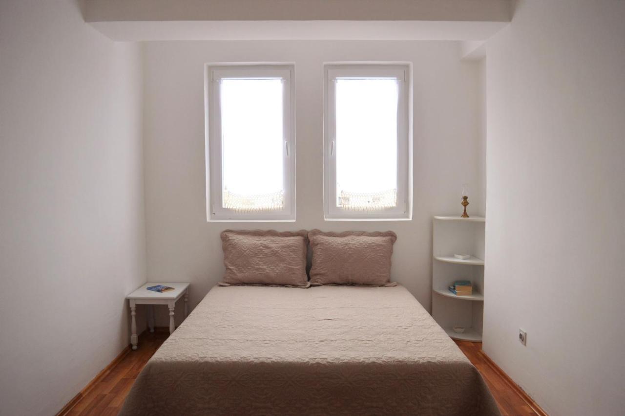 Charming & Spacious 2 Bedroom Apartment With A Gorgeous 8Th-Floor View Ohrid Exterior photo