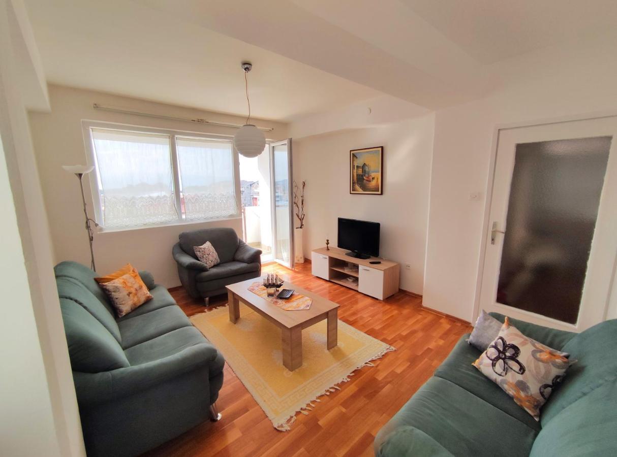Charming & Spacious 2 Bedroom Apartment With A Gorgeous 8Th-Floor View Ohrid Exterior photo